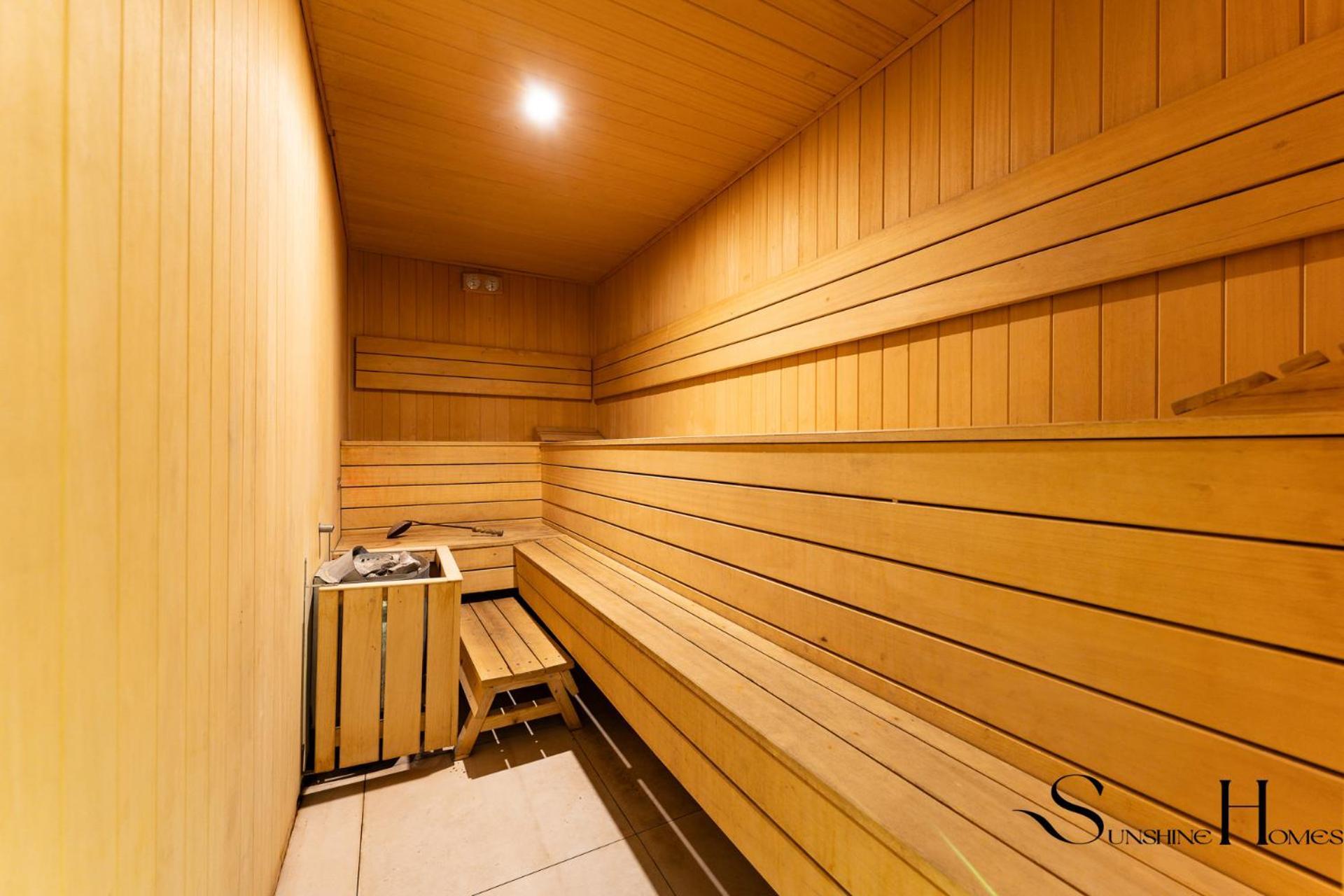 Luxury Beach Escape With Pools, Gym & Sauna Fuengirola Exterior photo